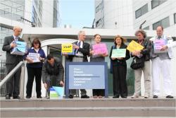 Barbara Blaine and other SNAP members before they presented evidence against the Vatican at the ICC. 